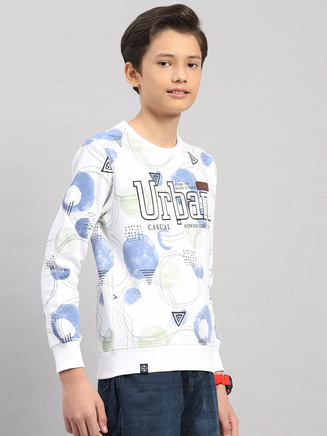 Boys White Printed Round Neck Full Sleeve Sweatshirt - Image 4