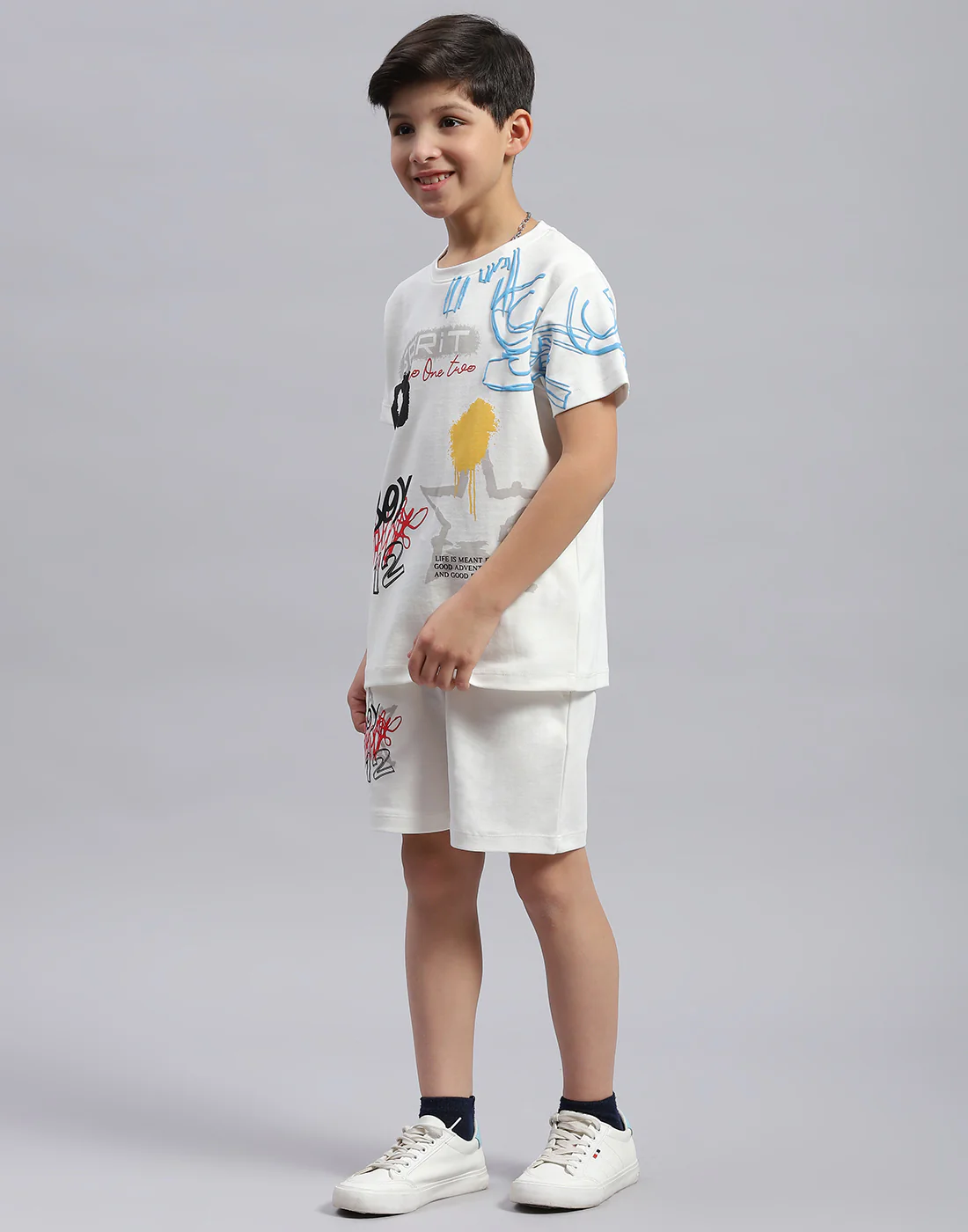 Boys White Printed Round Neck Half Sleeve Bermuda Set - Image 3