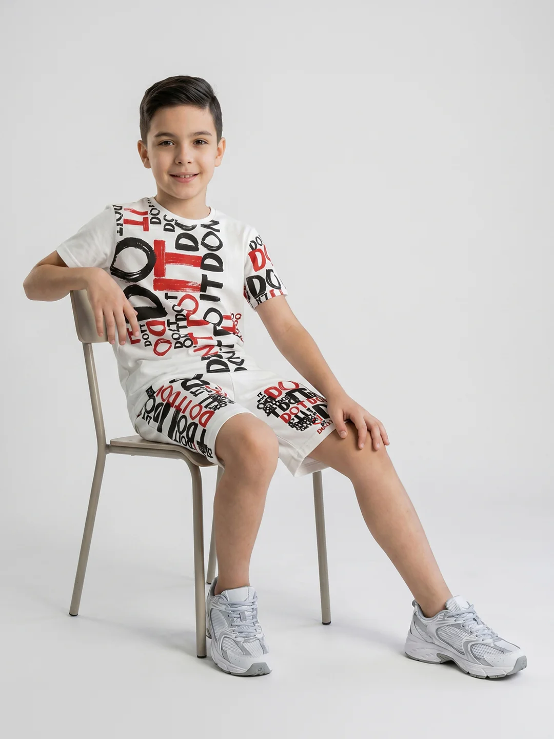 Boys White Printed Round Neck Half Sleeve Cords Set - Image 5