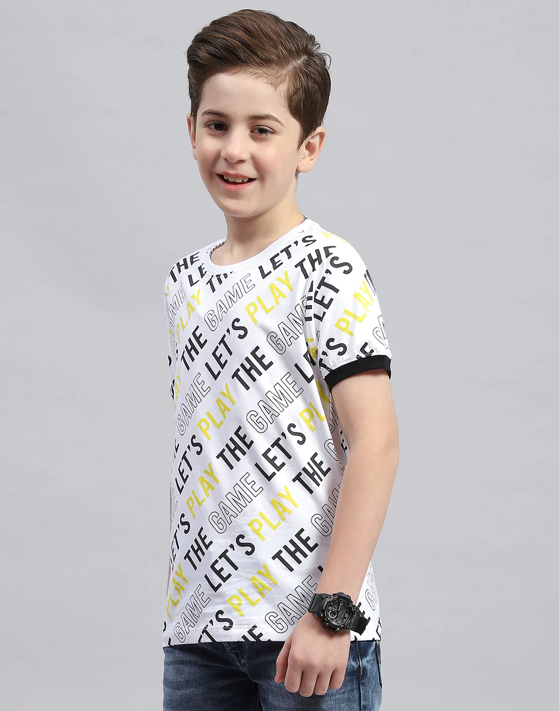 Boys White Printed Round Neck Half Sleeve T-Shirt - Image 3