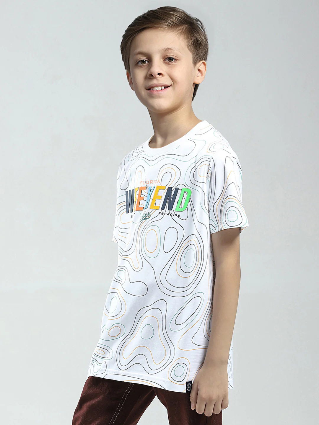 Boys White Printed Round Neck Half Sleeve T-Shirt - Image 3