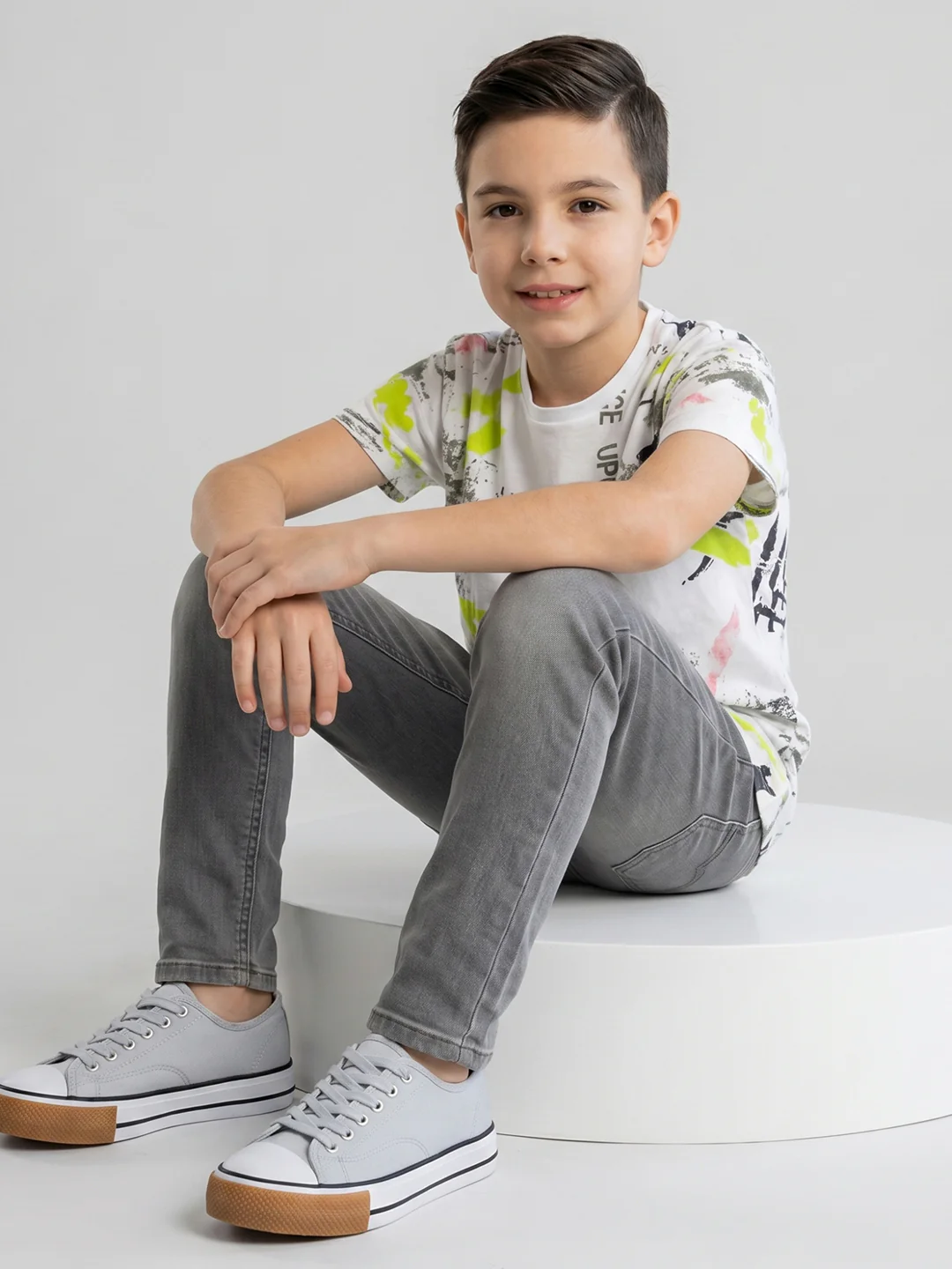 Boys White Printed Round Neck Half Sleeve T-Shirt - Image 4