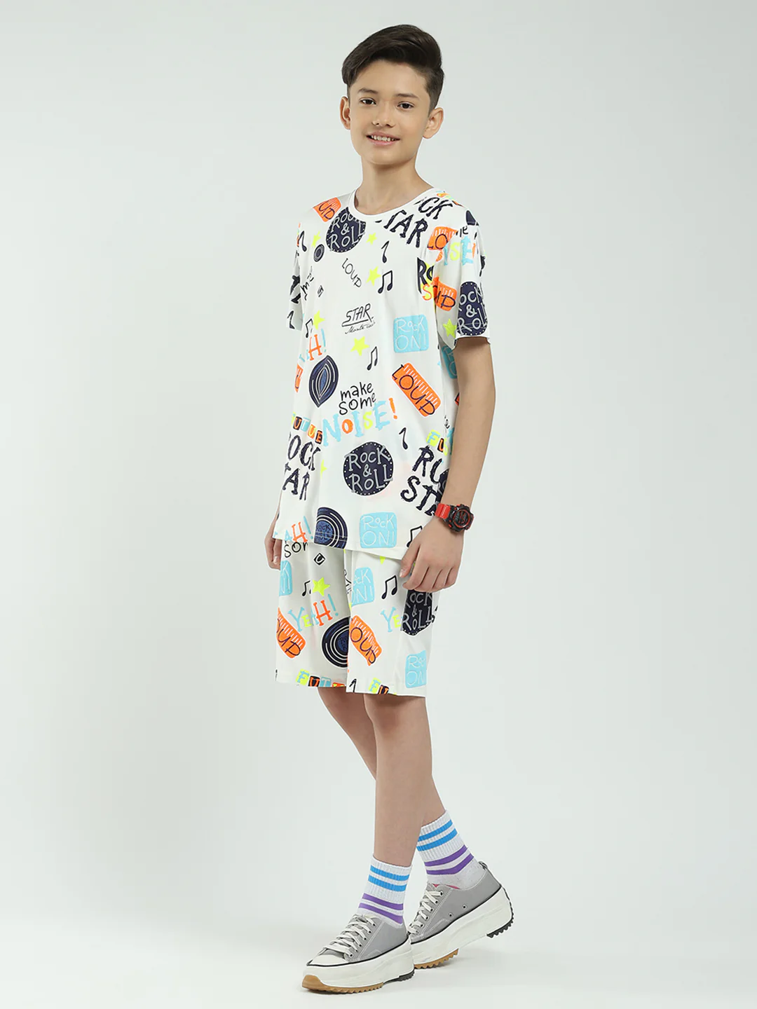 Boys White Printed Round Neck Half Sleeve Bermuda Set - Image 3