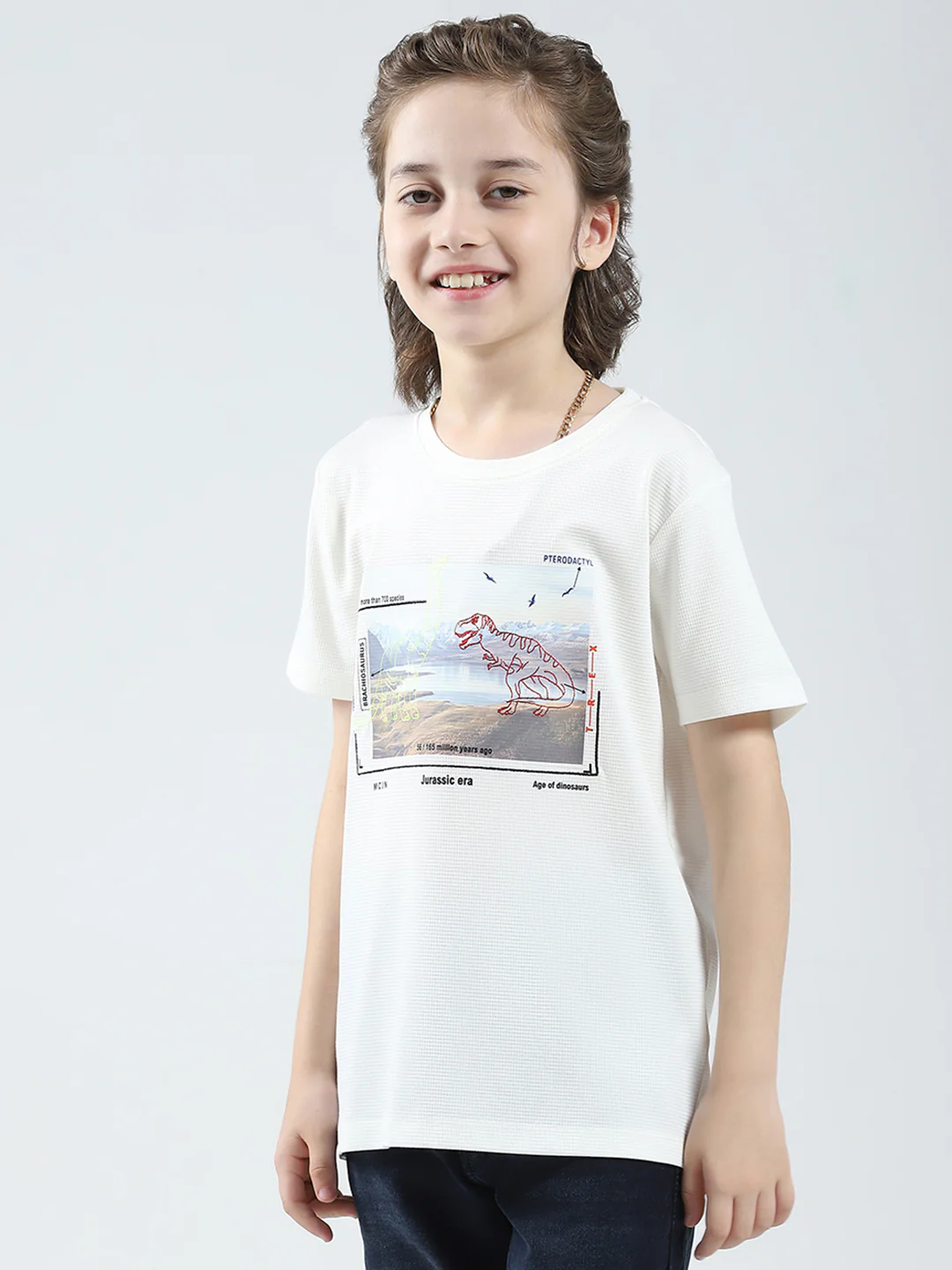 Boys White Printed Round Neck Half Sleeve T-Shirt - Image 3