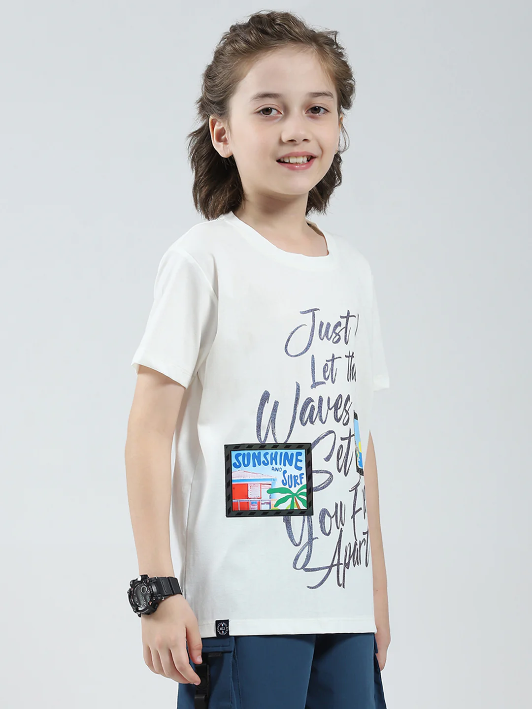 Boys White Printed Round Neck Half Sleeve T-Shirt - Image 4