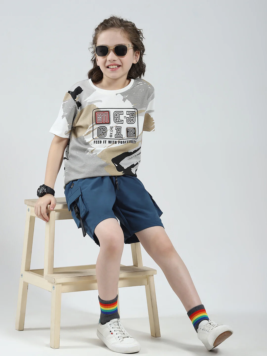 Boys White Printed Round Neck Half Sleeve T-Shirt - Image 2