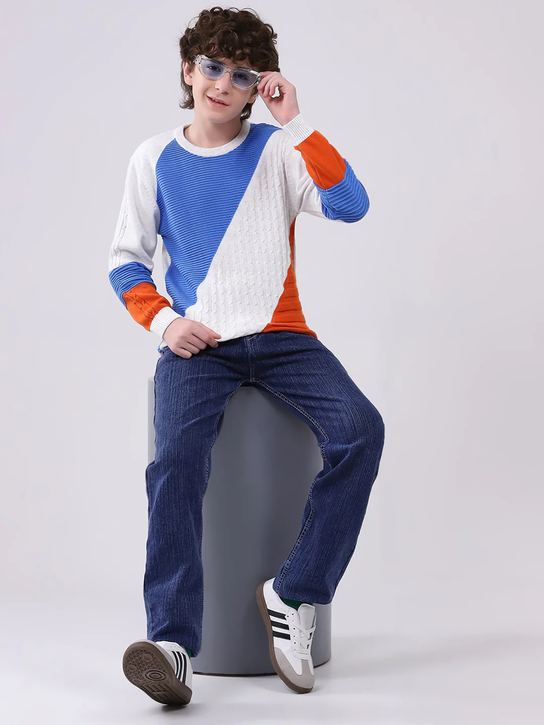 Boys White Self Design Round Neck Full Sleeve Pullover - Image 2