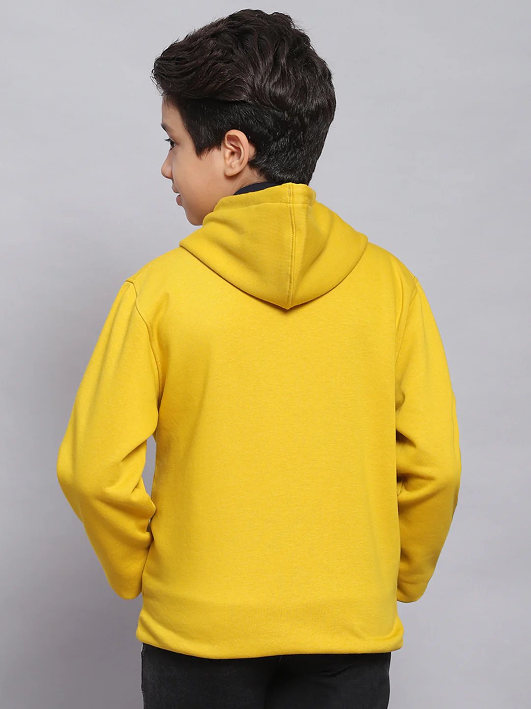Boys Yellow Printed Hooded Full Sleeve Sweatshirt - Image 5