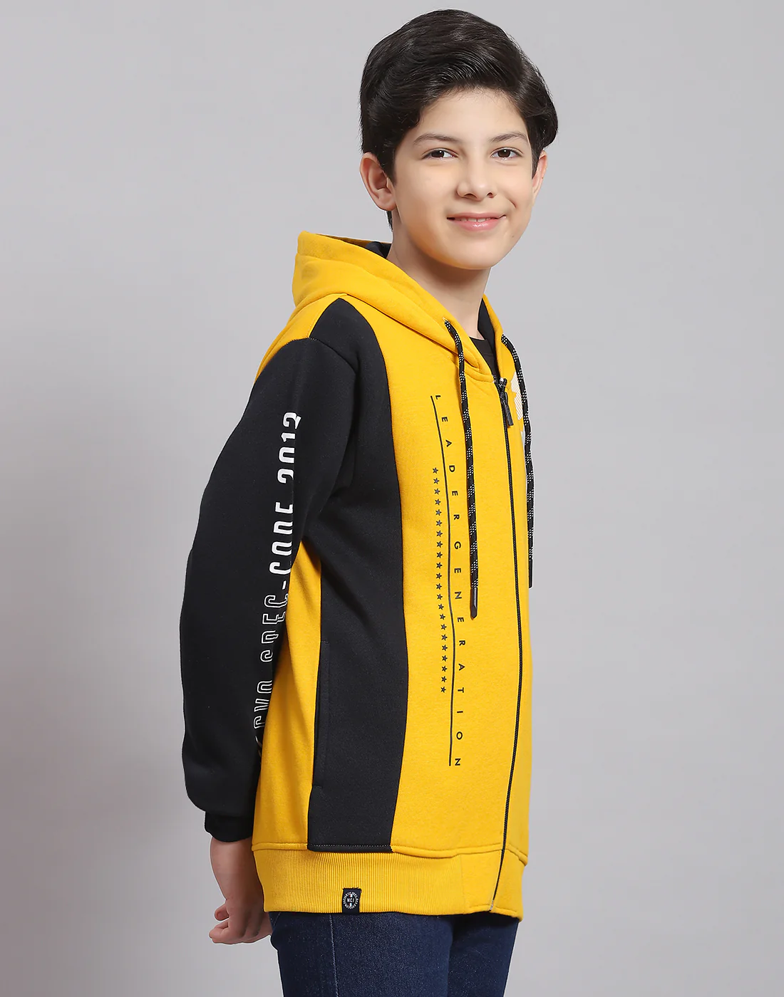 Boys Yellow Printed Hooded Full Sleeve Sweatshirt - Image 4