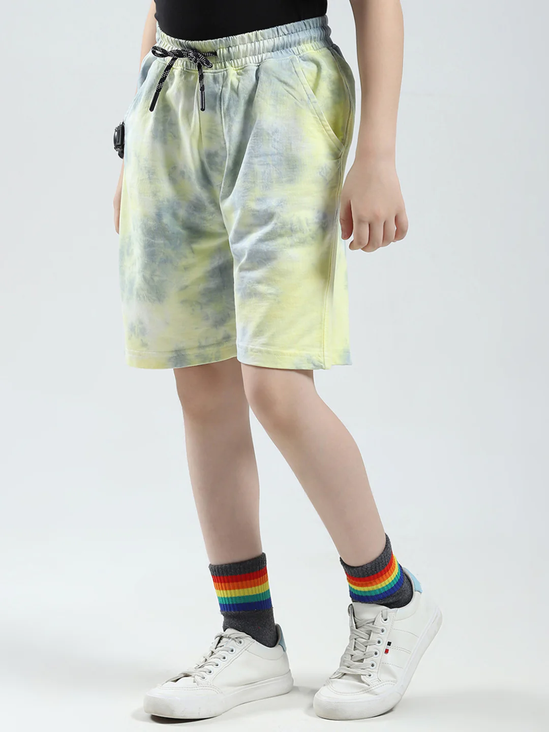 Boys Yellow Printed Regular Fit Bermuda - Image 3