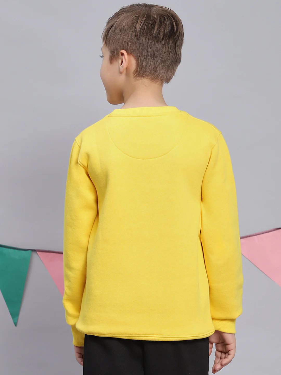 Boys Yellow Printed Round Neck Full Sleeve Sweatshirt - Image 5