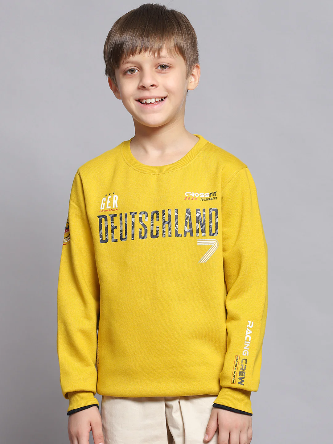 Boys Yellow Printed Round Neck Full Sleeve Sweatshirt - Image 2