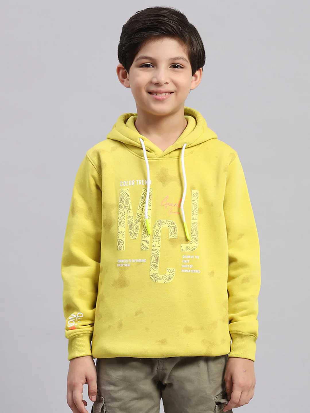 Boys Yellow Printed Round Neck Full Sleeve Sweatshirt - Image 2