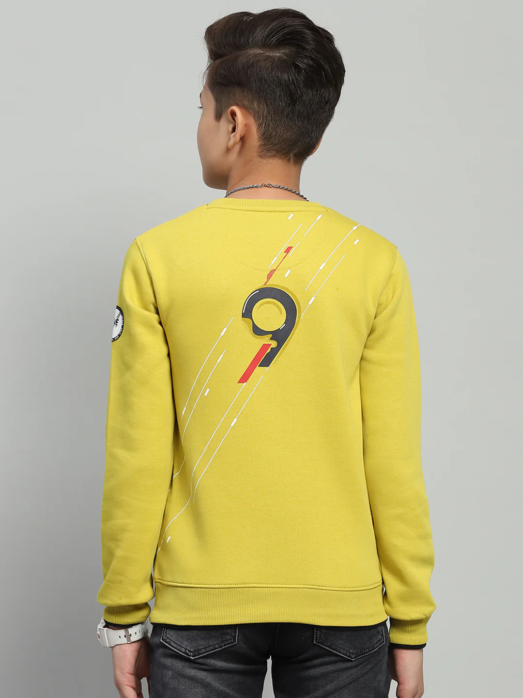 Boys Yellow Printed Round Neck Full Sleeve Sweatshirt - Image 5