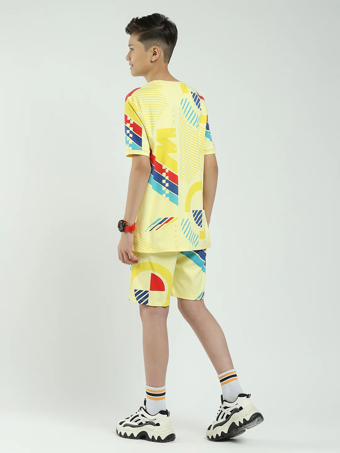 Boys Yellow Printed Round Neck Half Sleeve Bermuda Set - Image 5