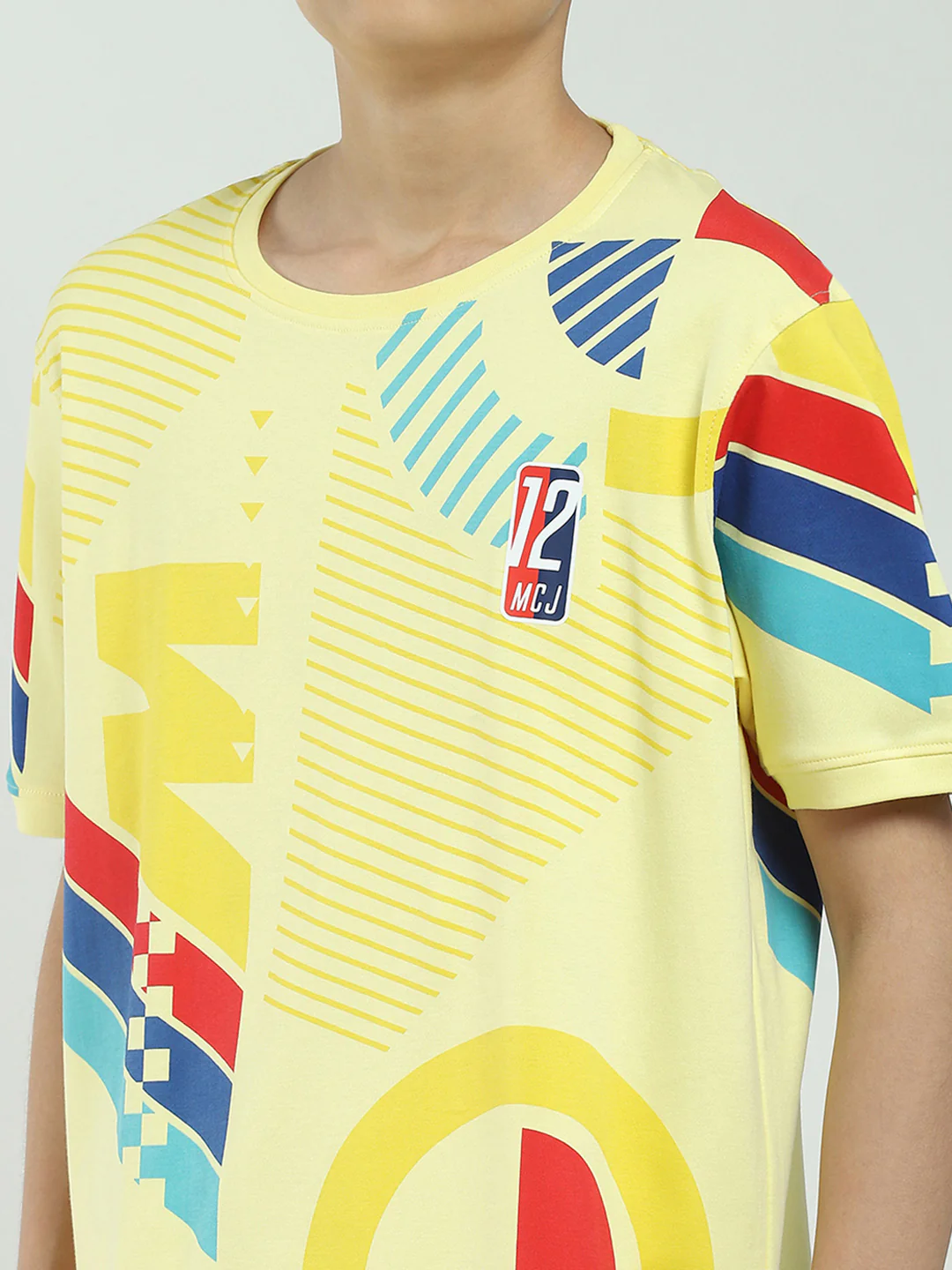 Boys Yellow Printed Round Neck Half Sleeve Bermuda Set - Image 8