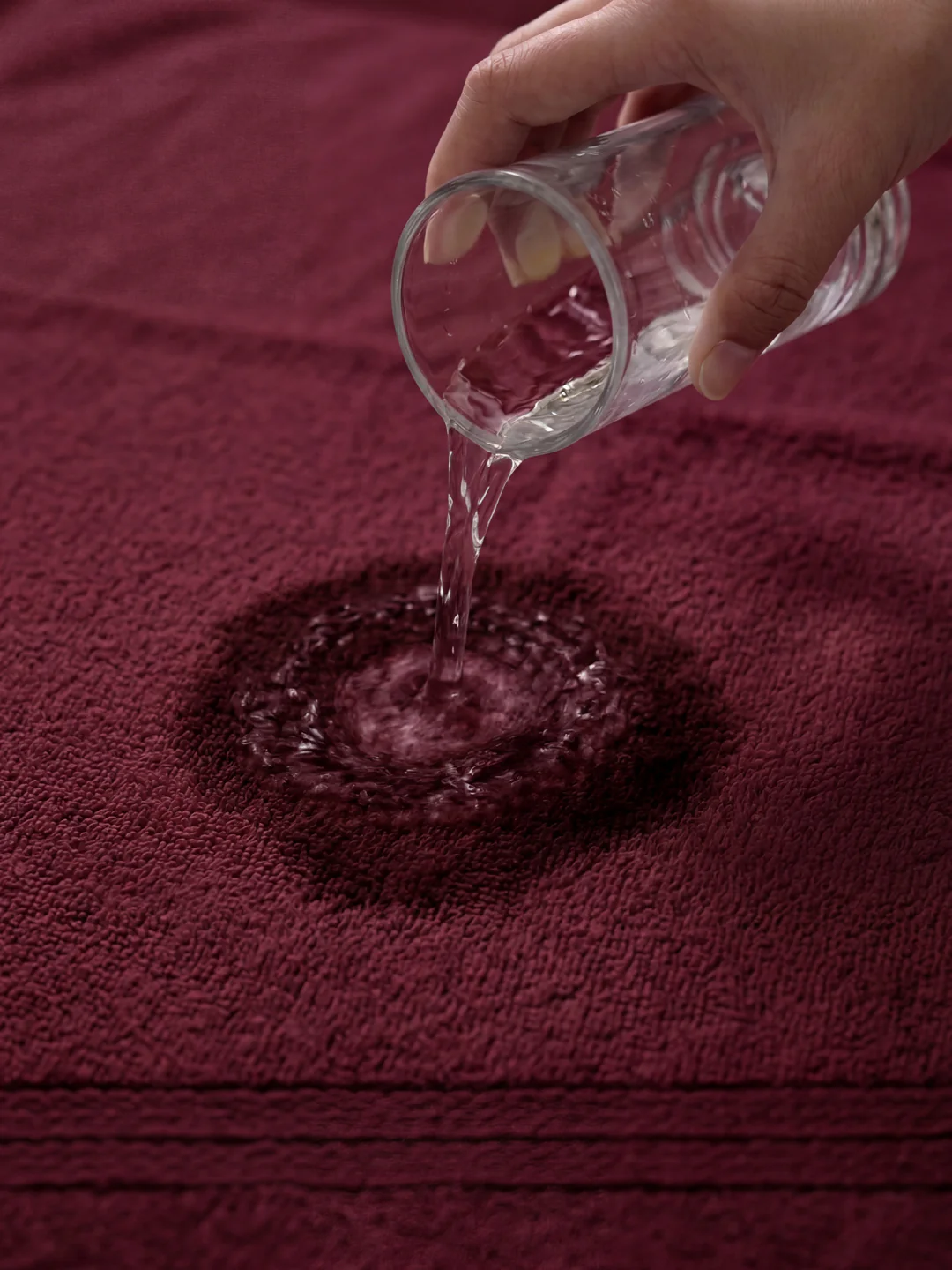 Essential Red 100% Cotton Solid 340 GSM Bath Towel Soho 1 Pc Pvc Pack - Image 3