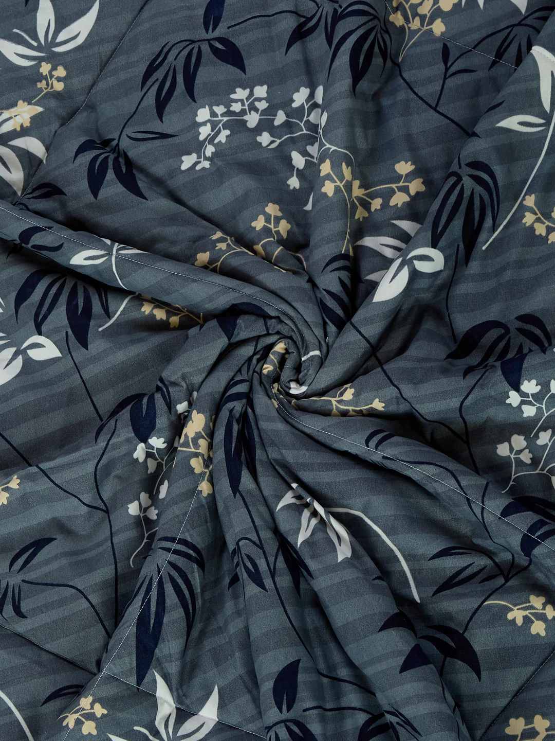 Floral Print Double Bed 3 Ply 105 GSM Comforter Timeless Collection Weight 1.6 kg - Image 7