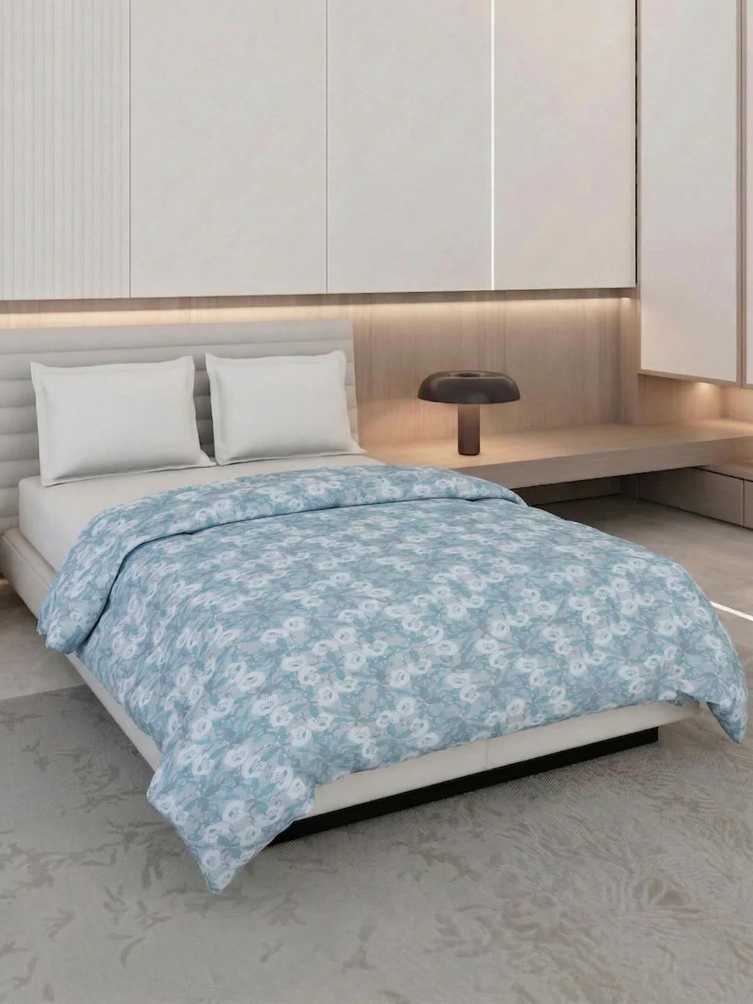 Floral Print King Size 3 Ply 150 GSM Comforter Prestige Collection Weight 2.5 kg - Image 2