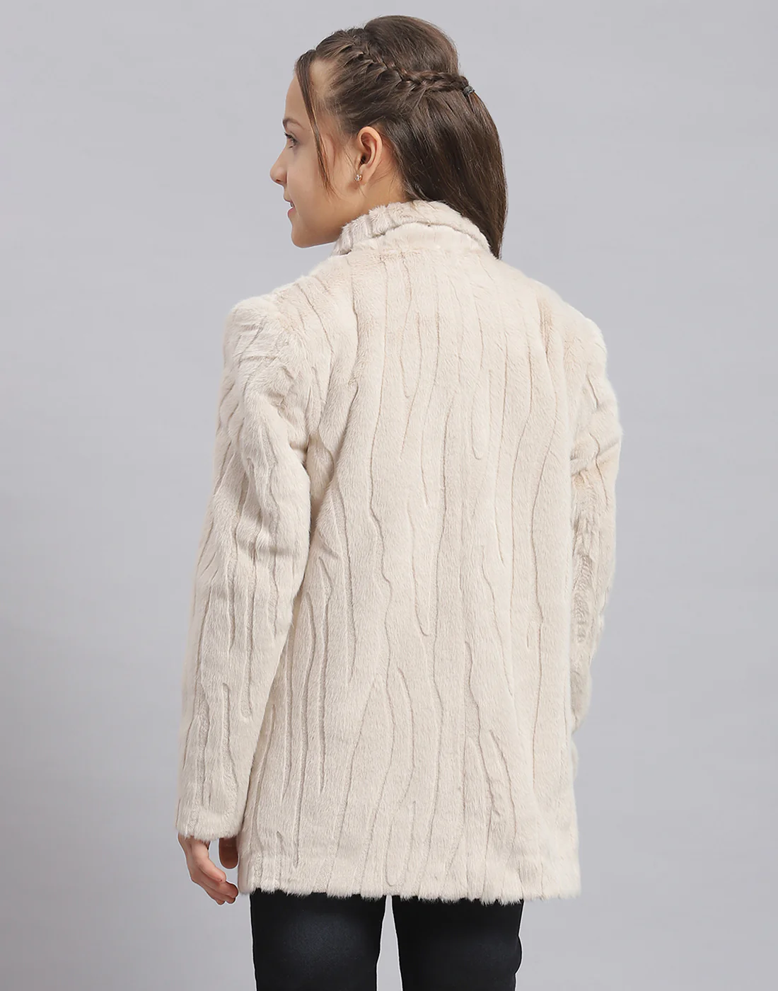 Girls Beige Self Design Collar Full Sleeve Coat - Image 5