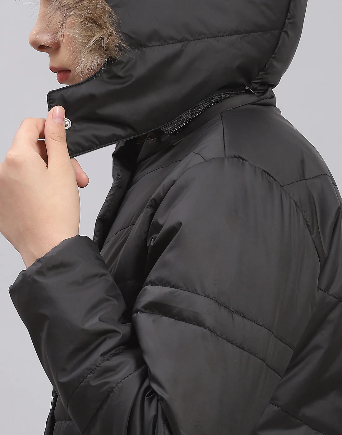 Girls Black Solid Hooded Full Sleeve Girls Jacket - Image 7