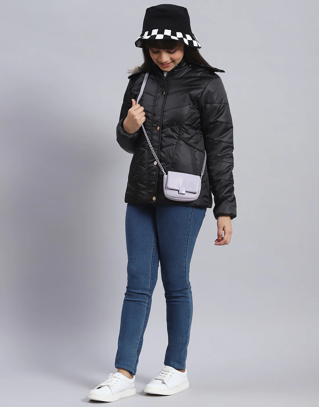 Girls Black Solid Hooded Full Sleeve Girls Jacket - Image 2