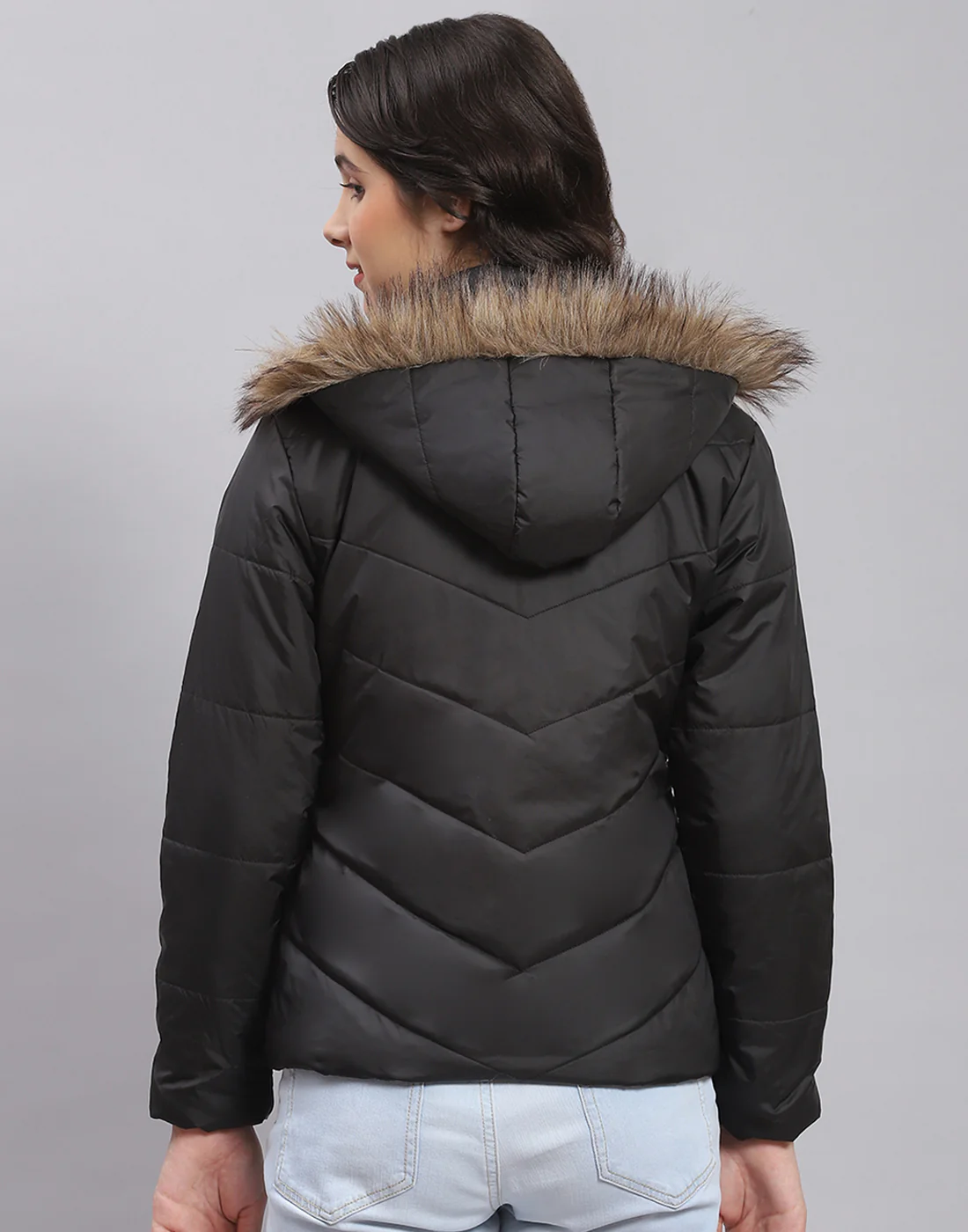 Girls Black Solid Hooded Full Sleeve Girls Jacket - Image 5
