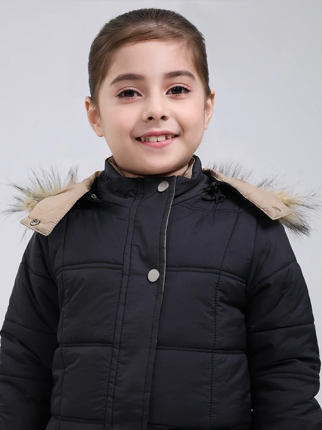 Girls Black Solid Hooded Full Sleeve Jacket - Image 6