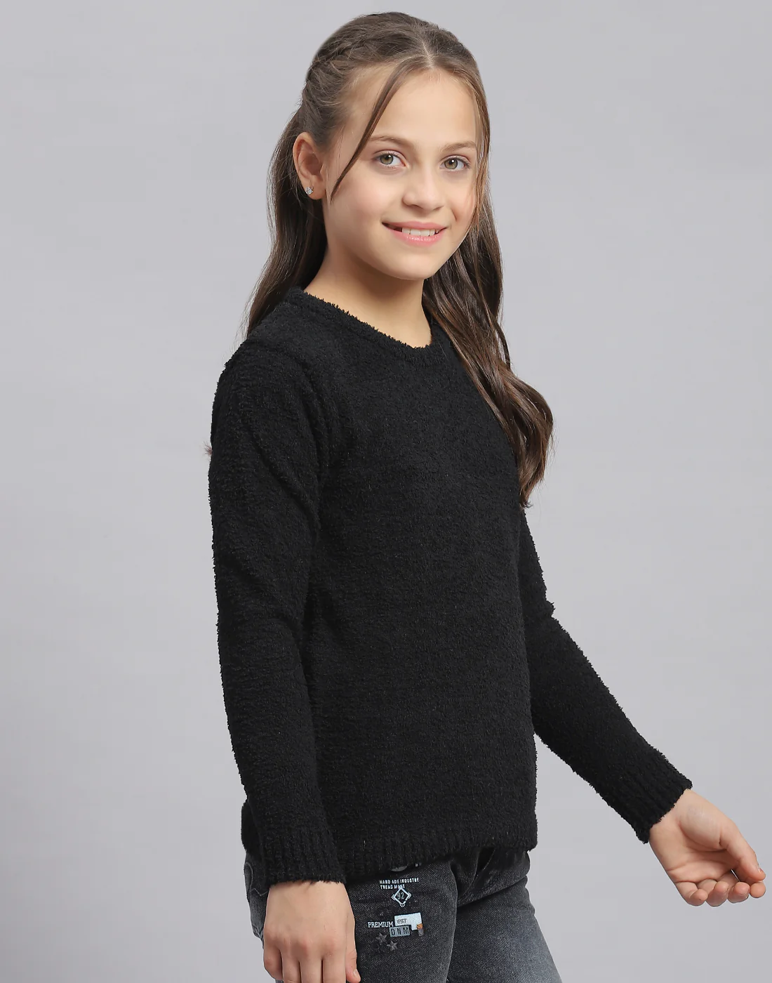 Girls Black Solid Round Neck Full Sleeve Sweater - Image 4