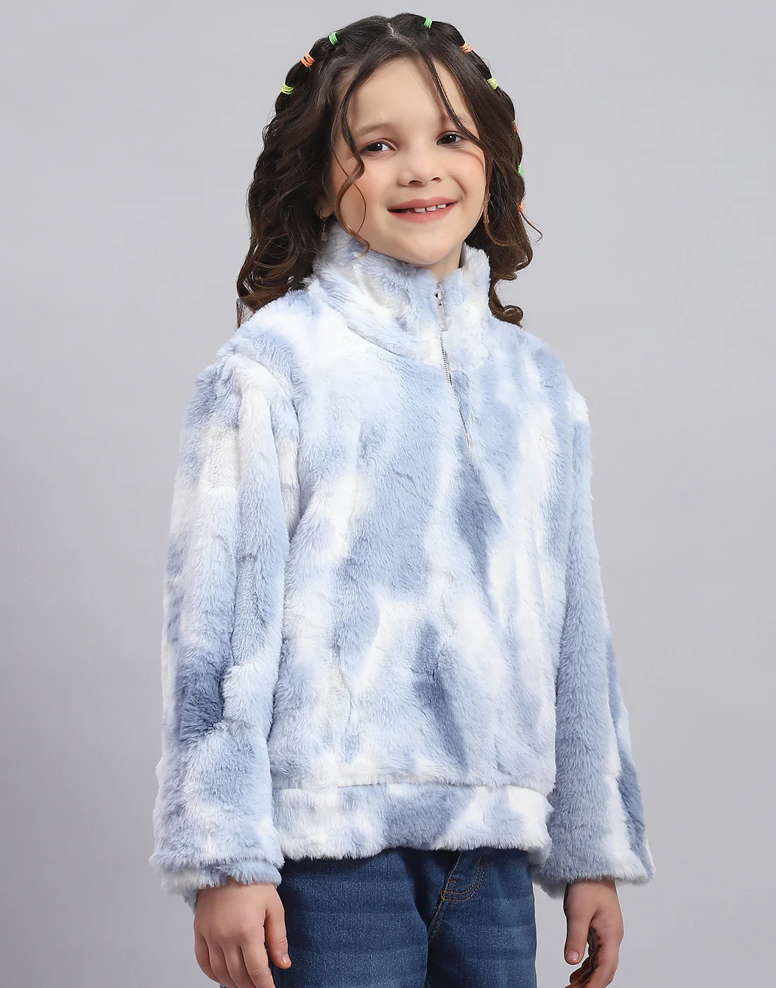 Girls Blue Printed H Neck Full Sleeve Sweatshirt - Image 4