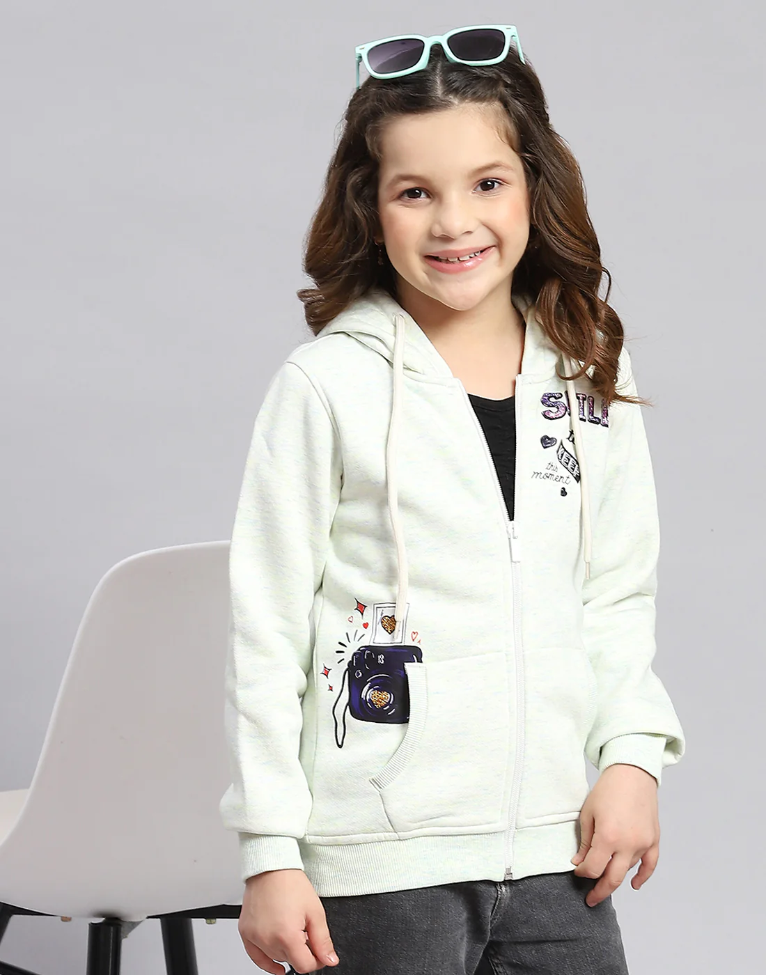 Girls Blue Printed Hooded Full Sleeve Sweatshirt - Image 2