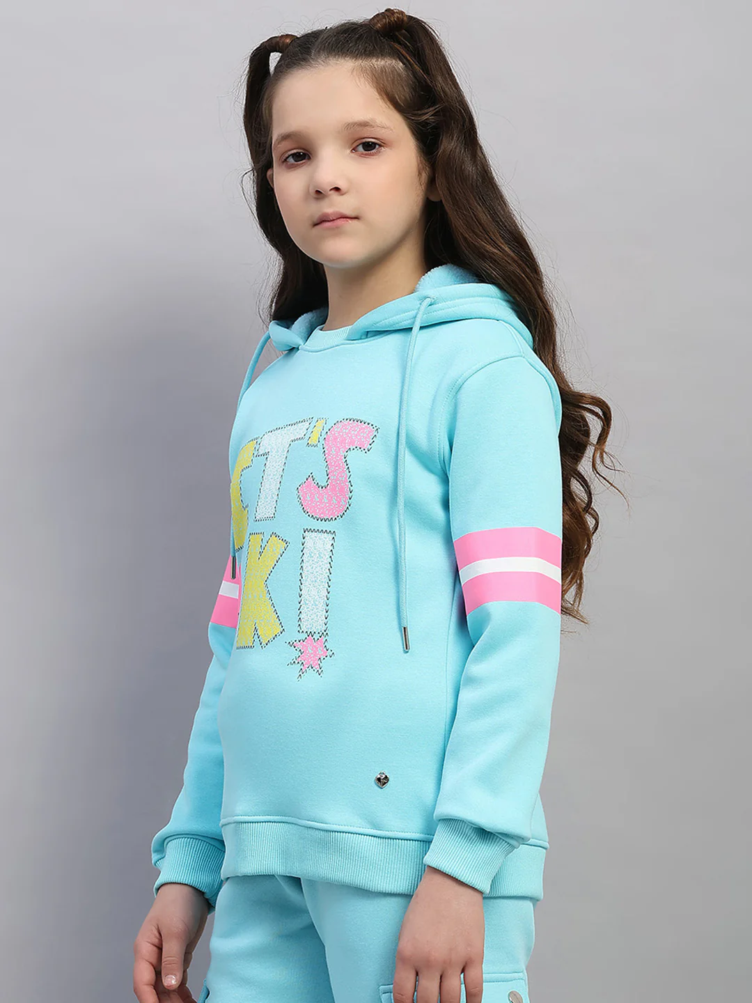 Girls Blue Printed Hooded Full Sleeve Sweatshirt - Image 3