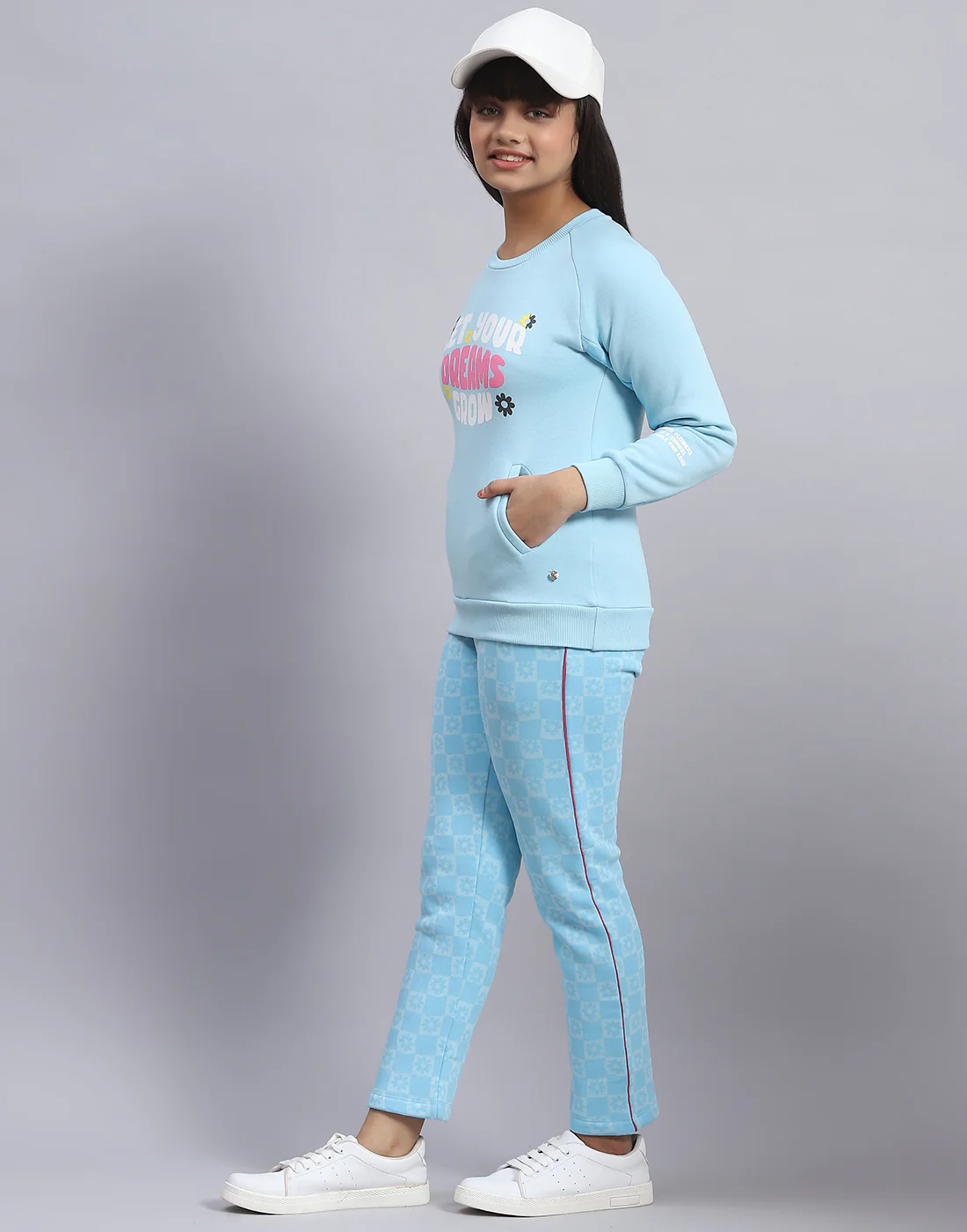 Girls Blue Printed Round Neck Full Sleeve Tracksuit - Image 4