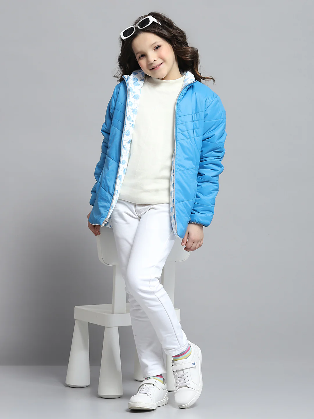 Girls Blue Self Design Collar Full Sleeve Reversible Jacket - Image 2