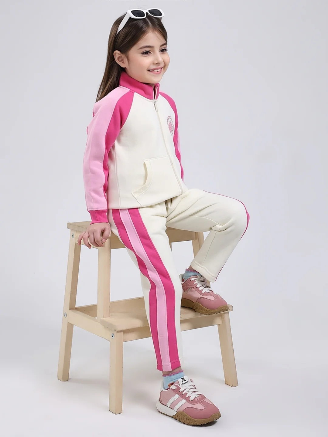 Girls Cream Printed Mock Neck Full Sleeve Tracksuit - Image 2