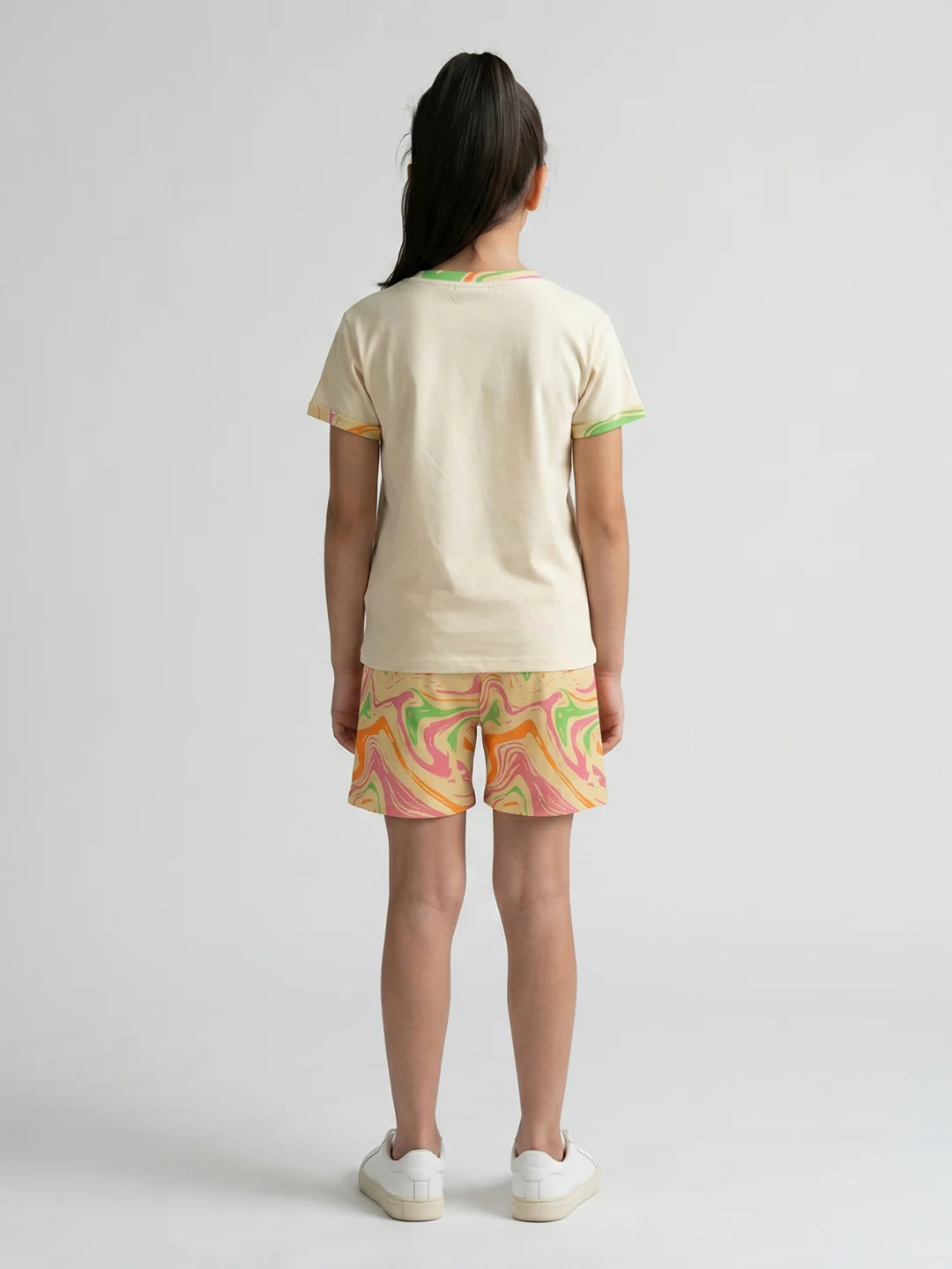 Girls Cream Printed Round Neck Half Sleeve Shorts Set - Image 4
