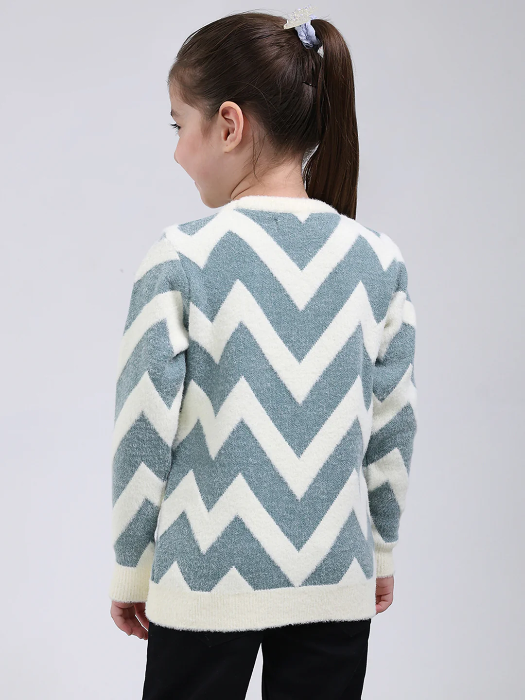 Girls Green Embroidered Round Neck Full Sleeve Pullover - Image 5