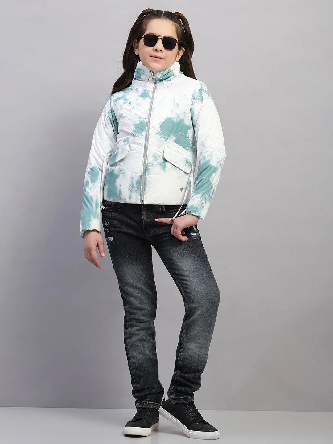 Girls Green Printed Collar Full Sleeve Jacket - Image 2