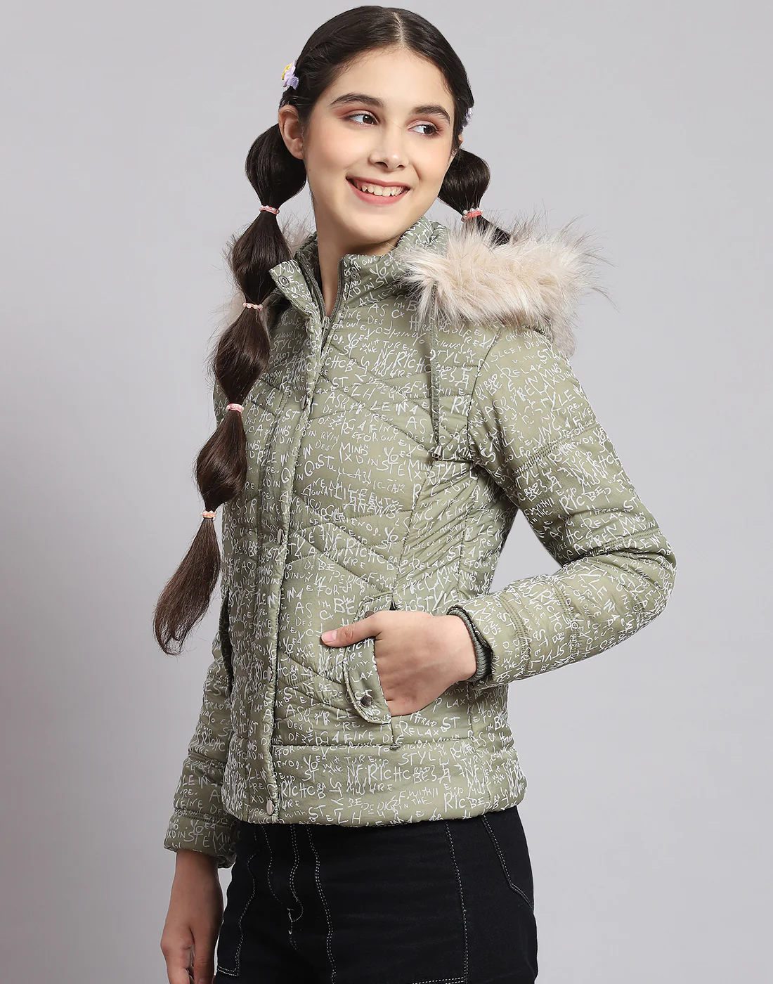 Girls Green Printed Hooded Full Sleeve Girls Jacket - Image 3