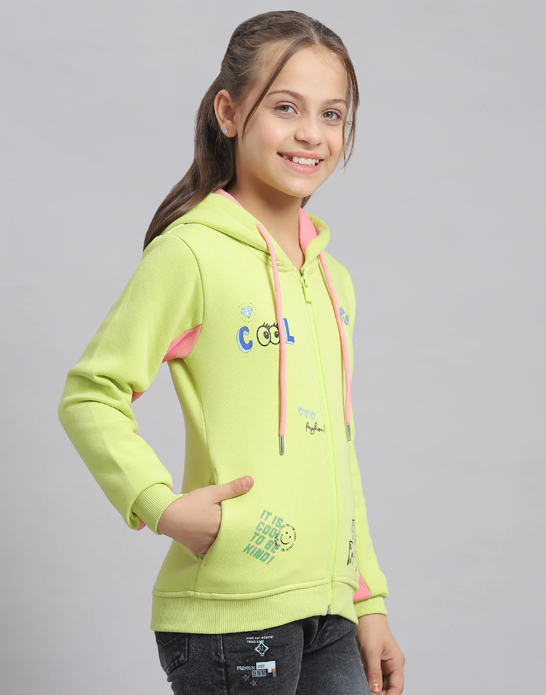 Girls Green Printed Hooded Full Sleeve Sweatshirt - Image 4