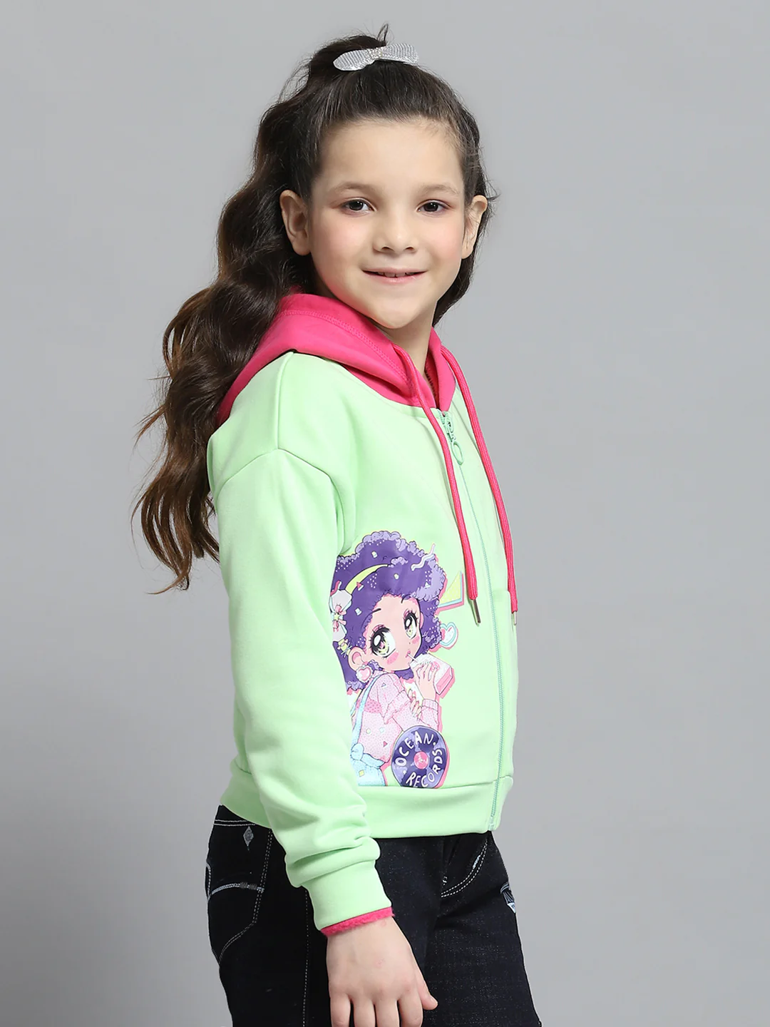 Girls Green Printed Hooded Full Sleeve Sweatshirt - Image 4