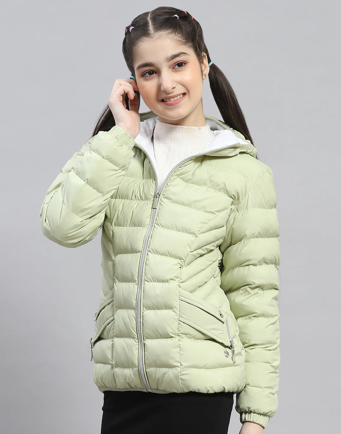 Girls Green Solid Hooded Full Sleeve Girls Jacket - Image 3