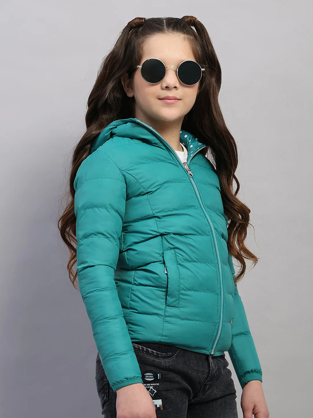 Girls Green Solid Hooded Full Sleeve Reversible Jacket - Image 4