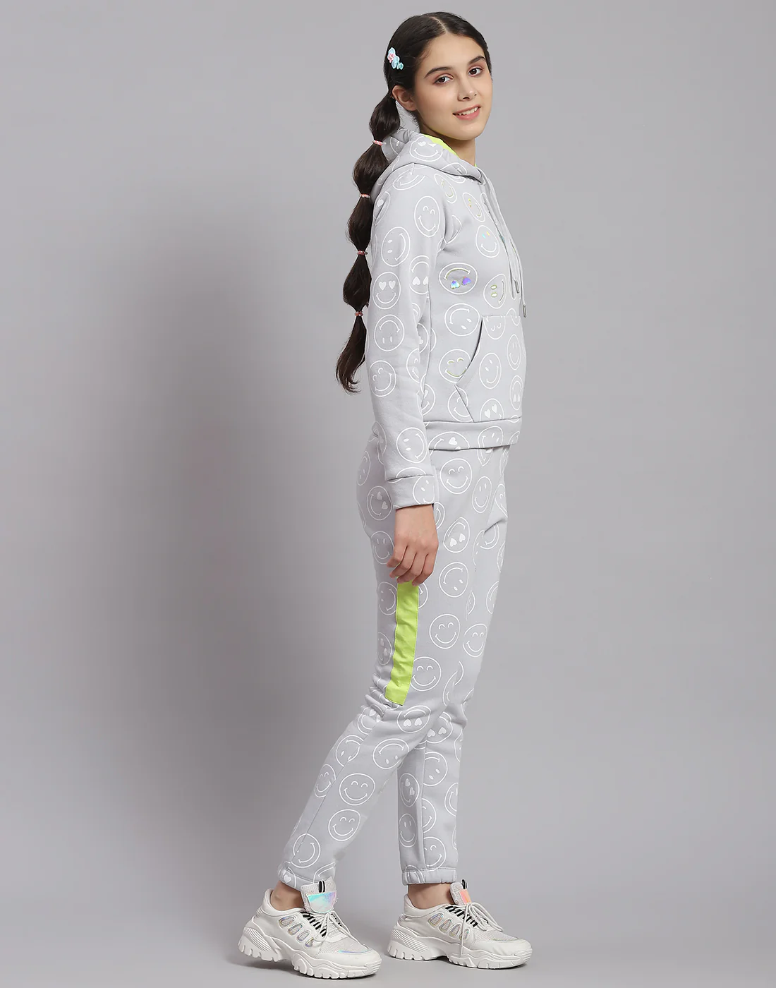 Girls Grey Printed Hooded Full Sleeve Cords Set - Image 4