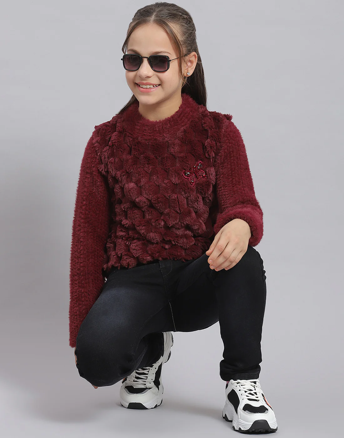 Girls Maroon Self Design Round Neck Full Sleeve Sweatshirt - Image 2