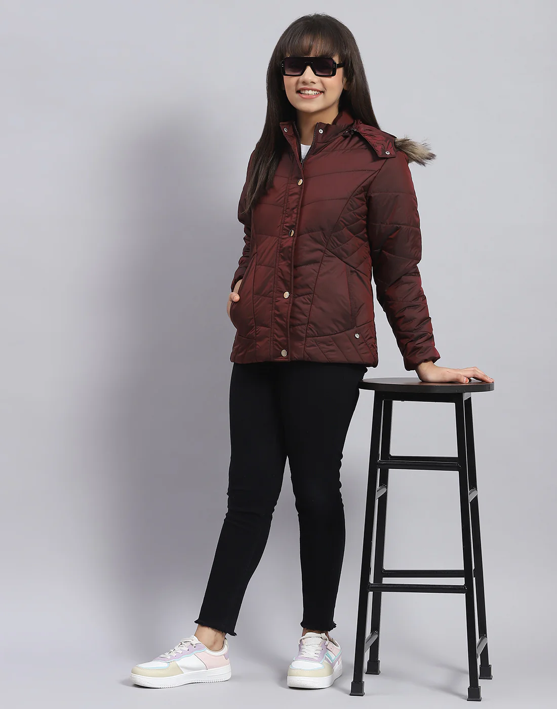 Girls Maroon Solid Hooded Full Sleeve Girls Jacket - Image 2