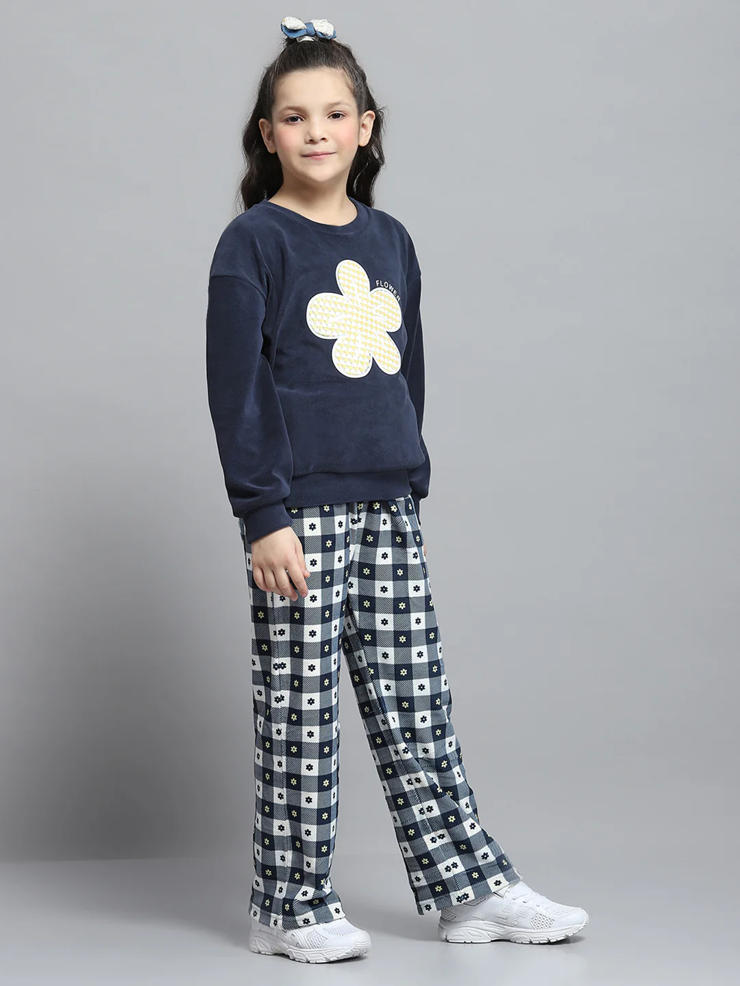 Girls Navy Blue Printed Round Neck Full Sleeve Tracksuit - Image 4