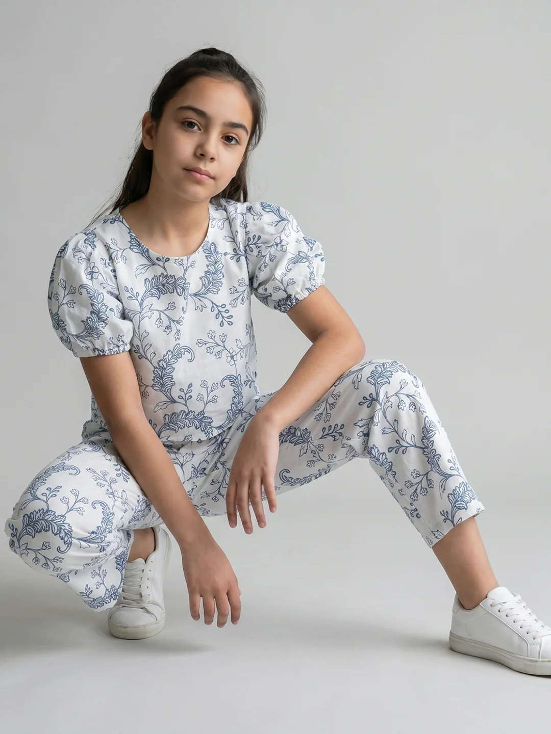 Girls Off White Embroidered Round Neck Half Sleeve Cords Set - Image 5