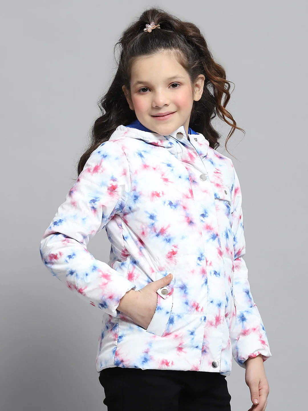 Girls Off White Printed Hooded Full Sleeve Jacket - Image 4