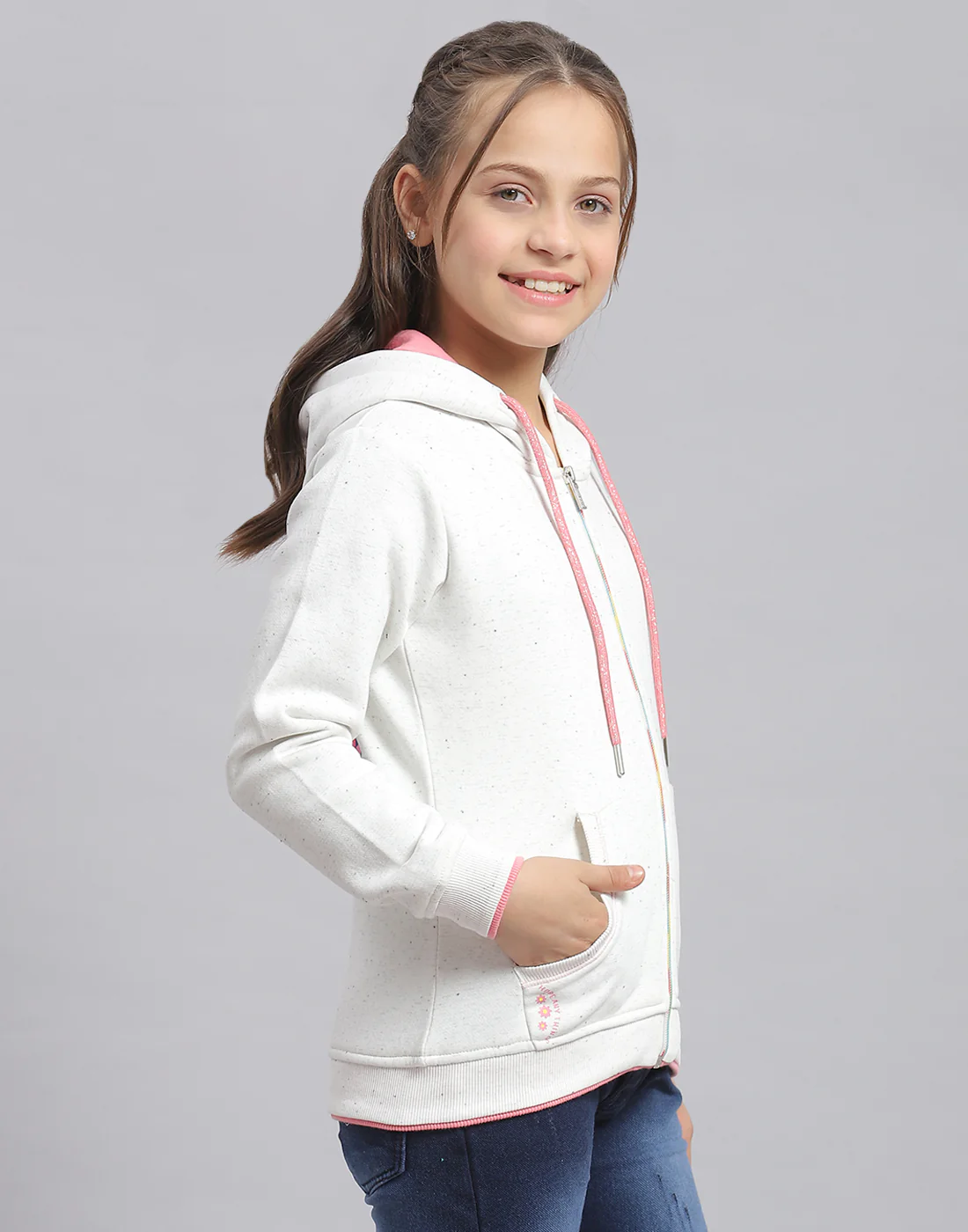 Girls Off White Printed Hooded Full Sleeve Sweatshirt - Image 4
